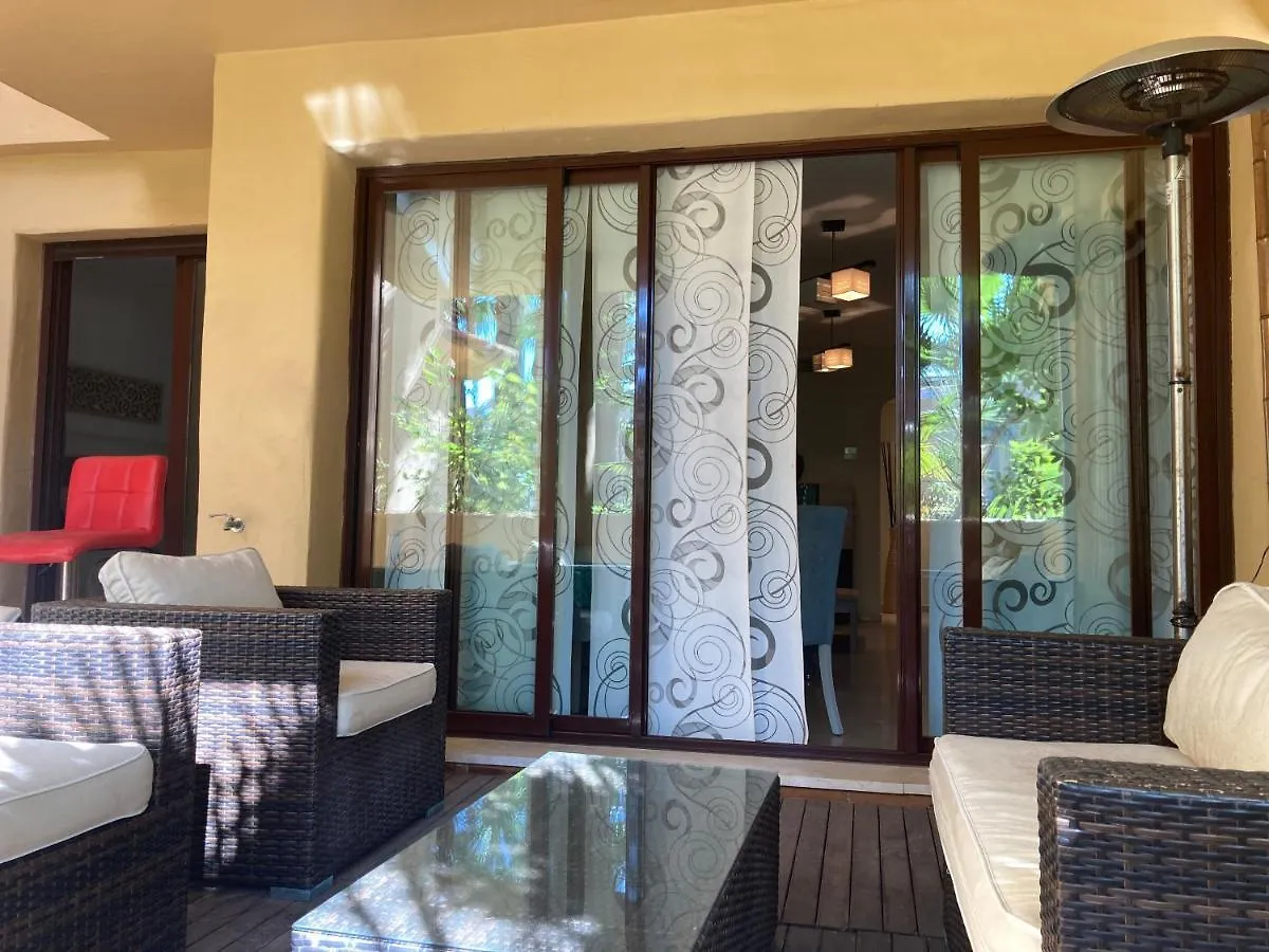 Apartment Apto. En Primera Linea De Playa Estepona Spain